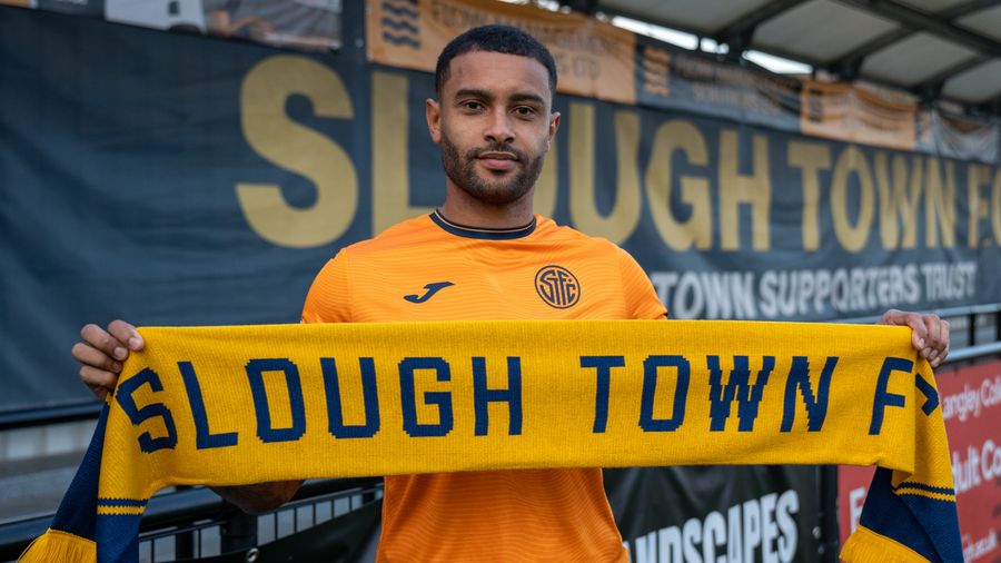 Dennon Lewis signs for Slough Town